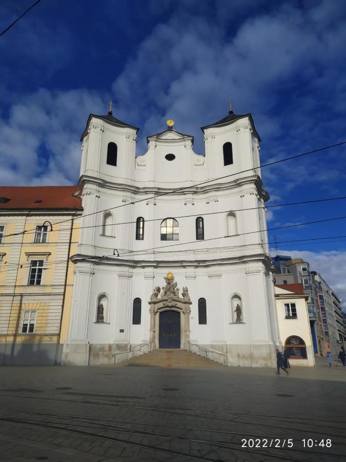 Krasny Byt S Vyhladmi V Historickom Centre Bratislava Extérieur photo